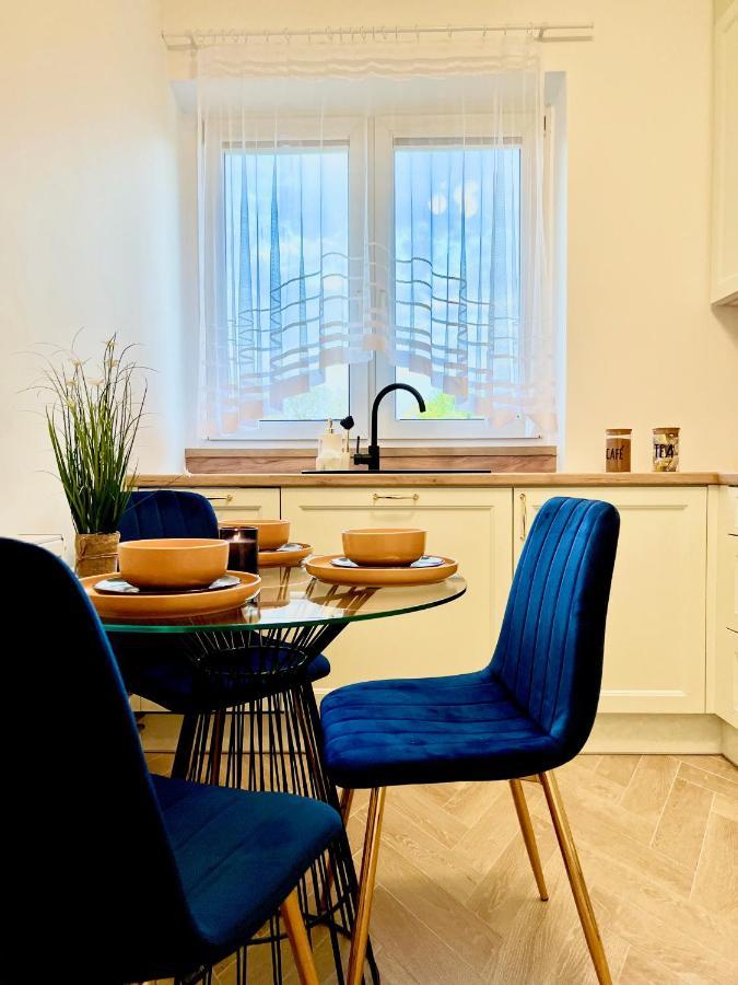B&W Luxurious Apartment In The Heart Of Wrocław Buitenkant foto